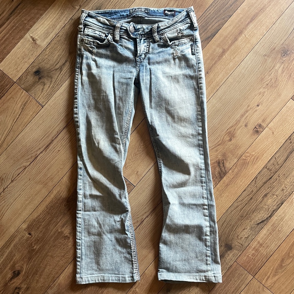 Vintage Y2K Silver Jeans Tuesday Light Wash Low-Rise Bootcut Flare Jeans